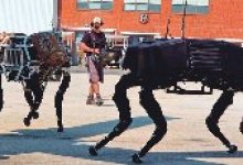 Artık askere siz degil Robotlarınız Gitcek işte yeni Robot askerlerin gelişimi