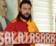 Ujfalusi artık Galatasaraylı