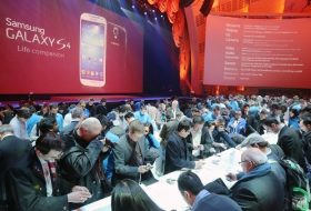 Galaxy S4’e 5 yeni renk seçeneği geldi