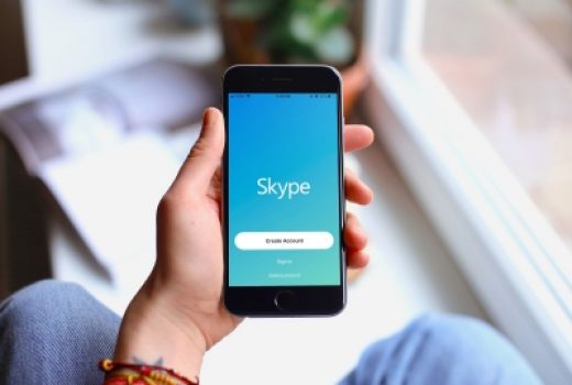 iPhone kullananlara bedava Skype